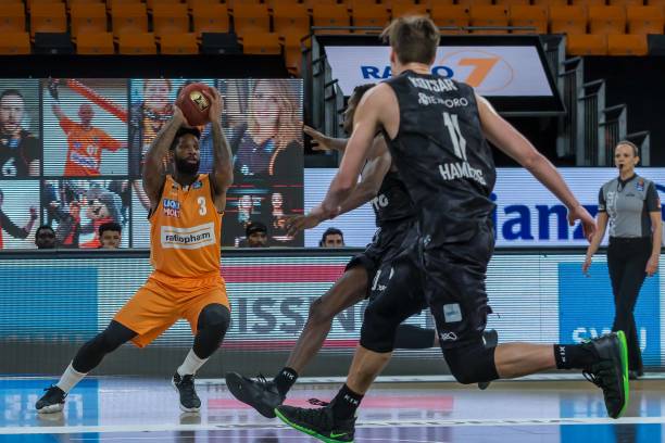 青少年参与 青少年参与