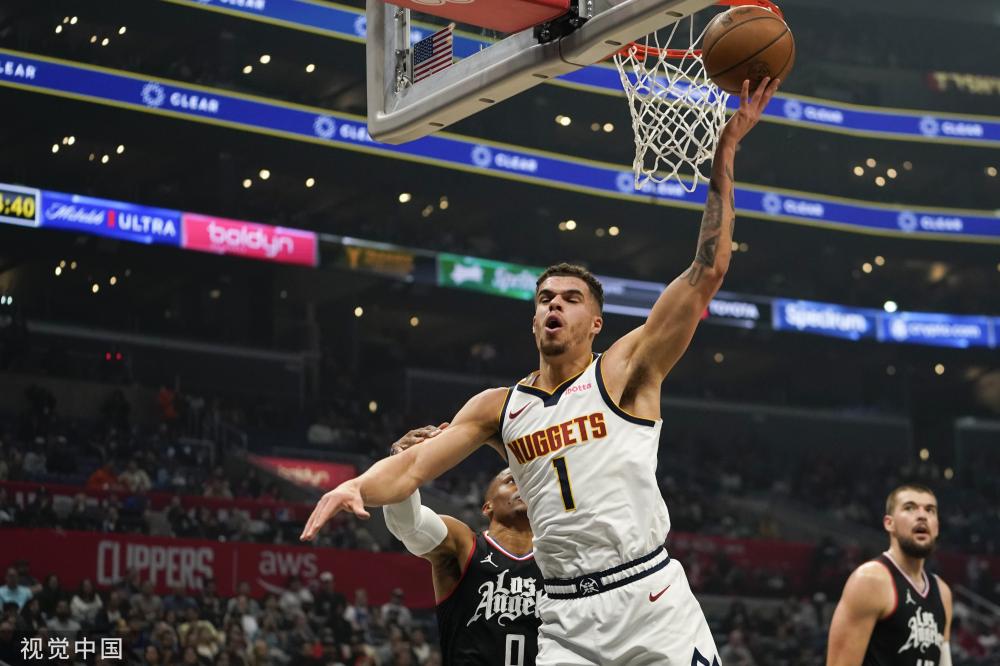 张伯伦在那 张伯伦在那