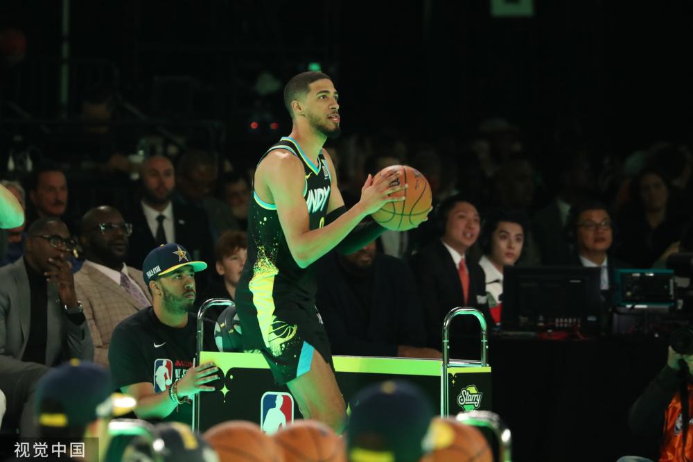 莱万在一场 莱万在一场